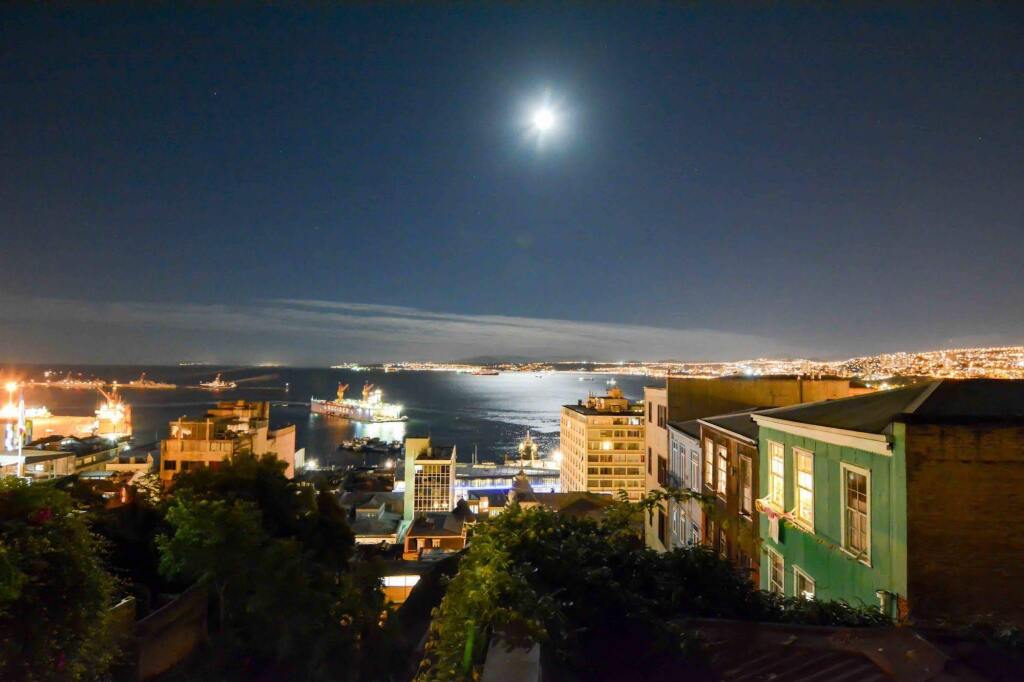 Enjoy Coastal Bliss: Valparaiso Weekend Escapes That Inspire the Spirit