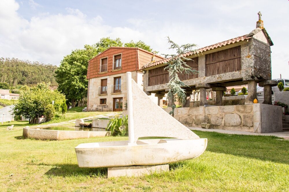 Spanish Coastal Escape: Your Weekend Getaway in Villalonga