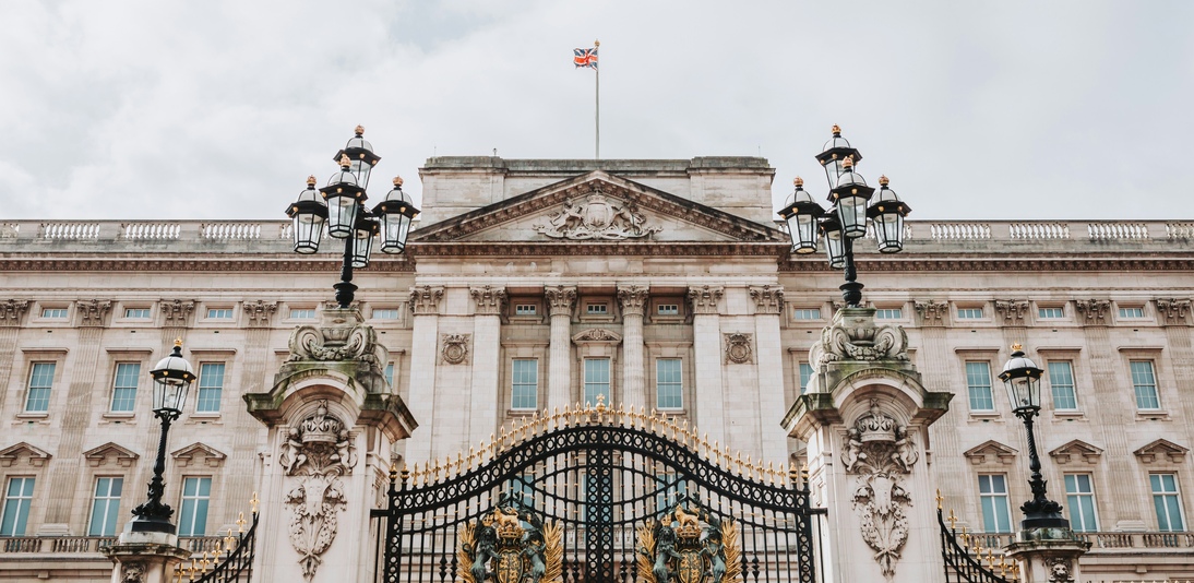 bruno-martins-Qc74Eic3YDU-unsplashcut