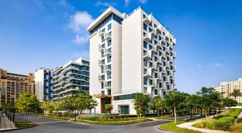 Tumbi Hotel Dubai: Serenity on Palm Jumeirah