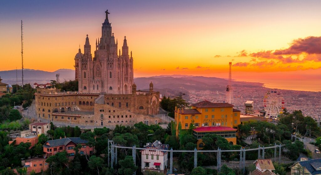 Sercotel Rosellon – Hotel Near Sagrada Família and City Landmarks 📸