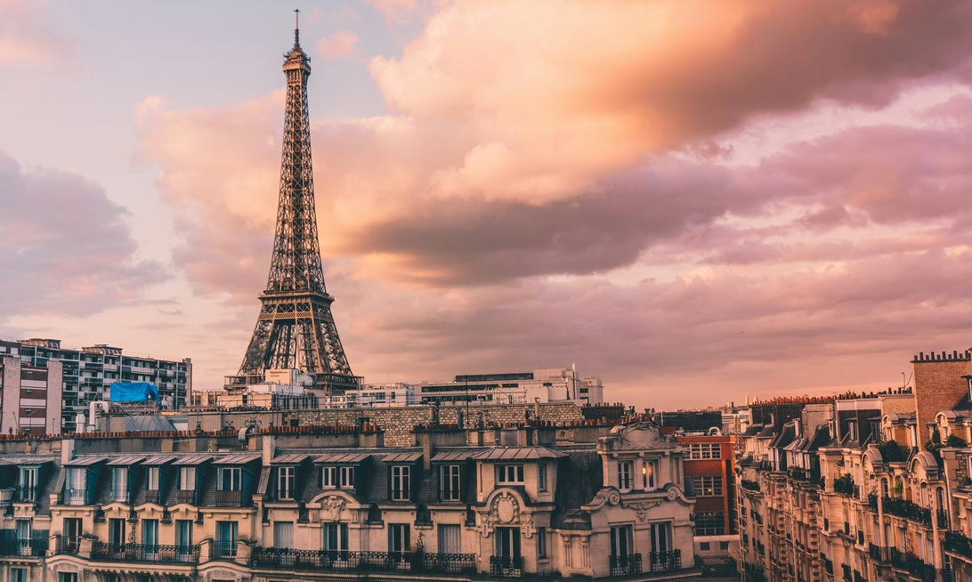 vinicius-eloy-bailo-fgfgxcJiJsgHpFA-unsplash (1)