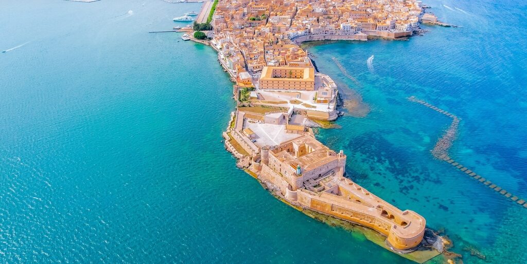Lanterne Magiche Ortigia: The Charm of Historic Sicily