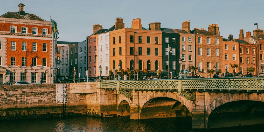 alexandra-mitache-sRVm8CC2fks-unsplash (1)