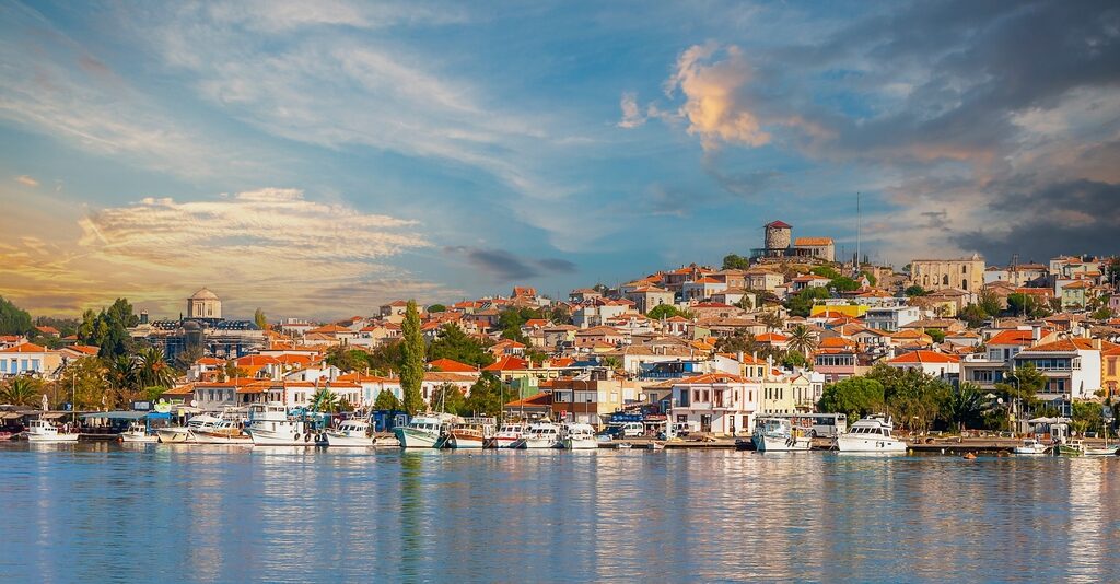 Fragrante Hotel: Family Warmth & Island Charm