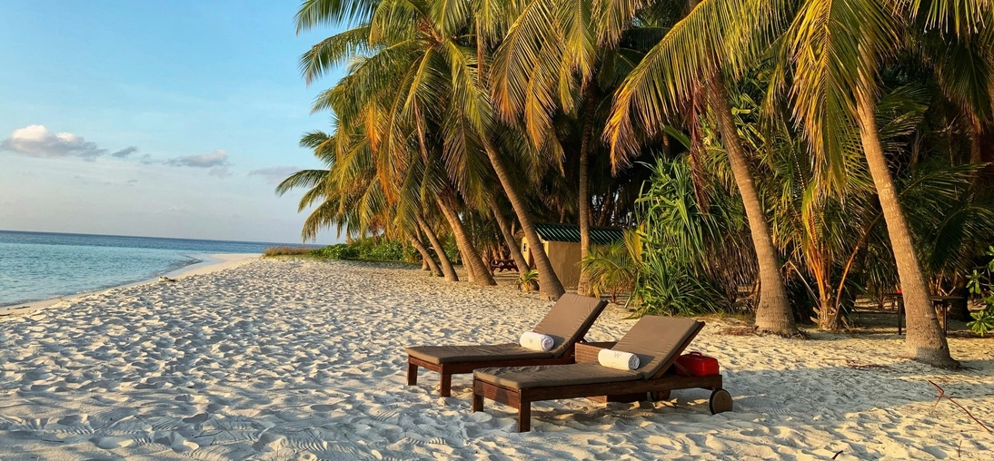 upgraded-points-KVym2PAn1gA-unsplash (1)