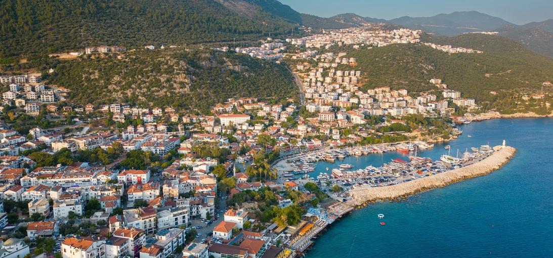 vacationtravelinsider-com-GtHbVxFFDYI-unsplash (1)