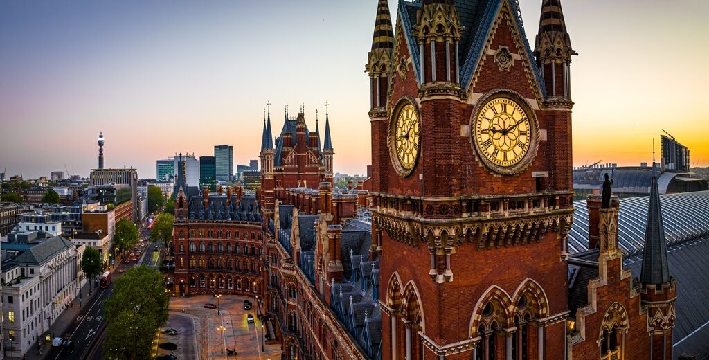 Travelodge Royal Scot London – Stay Near Kings Cross