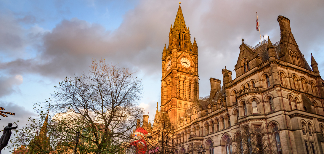 Manchester,Town,Hall,And,Father,Christmas,At,Christmas,Market,Albert